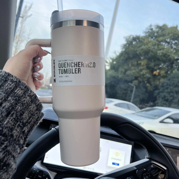 Stanley Stainless Steel Tumbler Flow State Straw Lid 30oz/40oz Double Wall Thermal Iced Travel Cup Vacuum Insulated Car Mug
