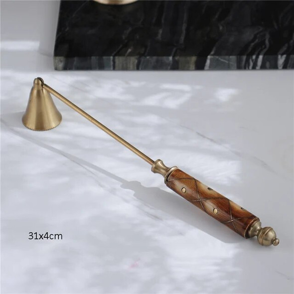 Brass Candle Holder Home Decor Candle Extinguishing Cover Classical Candlestick Euro Retro Wedding Decorative Table Ornaments