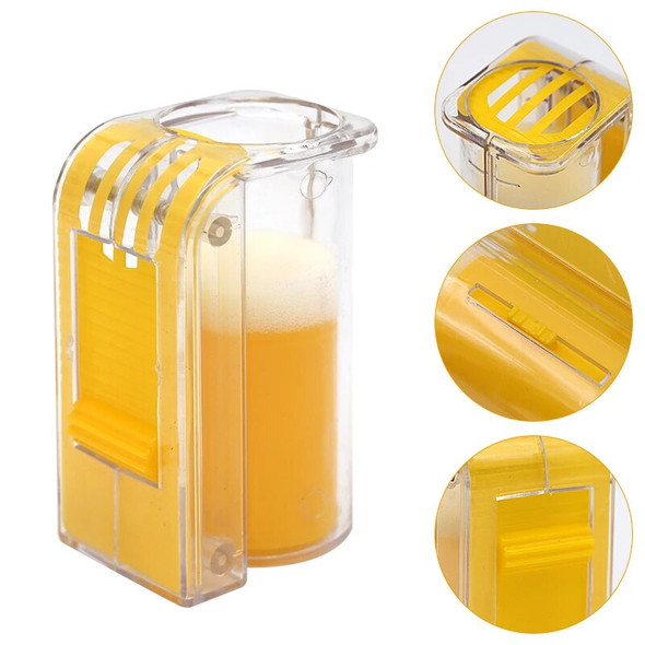 1Pcs Bee Queen Marking Bottle Bee Mark Cage Plastic One Handed Marking Catcher with Plunger Plush Garden Beekeeping Supplies