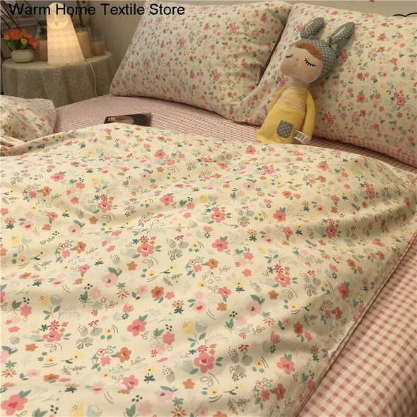European Ins Floral Brushed Home Bedding Set Simple Soft Duvet Cover Set With Sheet Comforter Covers Pillowcases Bed Linen European Ins Floral Brushed Home Bedding Set Simple Soft Duvet Cover Set With Sheet Comforter Covers Pillowcases Bed Linen
