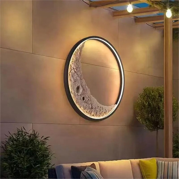 Solar outdoor wall lamp, waterproof courtyard lamp, villa, hotel, club, exterior wall, creative moon lamp
