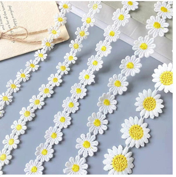 3/5 Yards Yellow sun flower daisy embroidery lace clothing accessories water soluble lace home textile fabric bedding DIY earrin