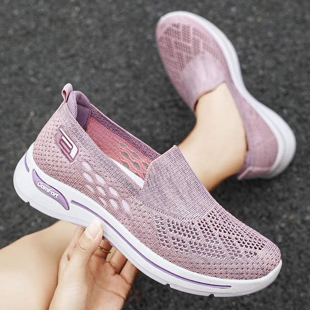 Spring And Autumn Women Shoes Leisure Breathable Soft Flat Shoes For