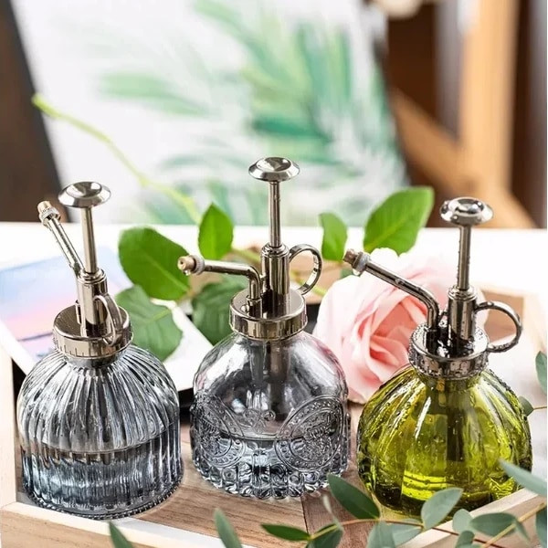 New Embossed Glass Air Pressure Gardening Special Retro Small Can Disinfection Watering Bottle Household Glass Spray Bottle