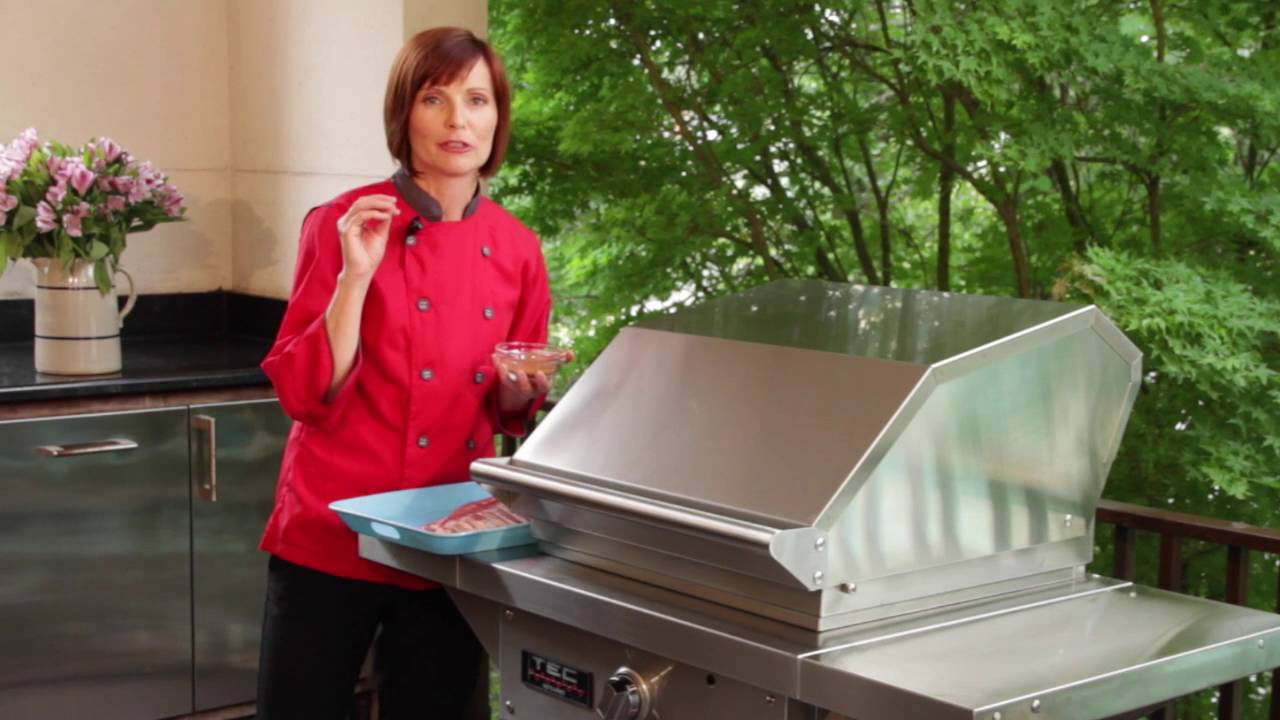 Chef  Danielle Wecksler smokes a full rack of ribs with TEC's smoker/roaster