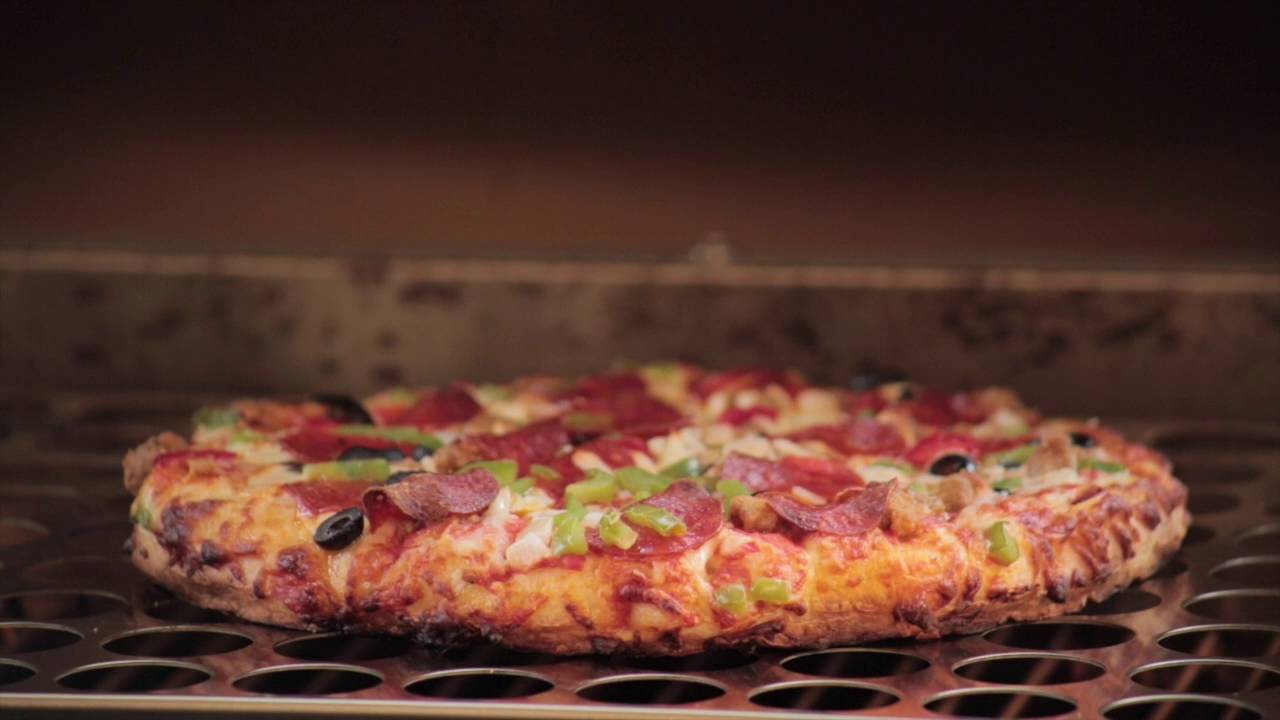 Chef Danielle Wecksler demonstrates how to cook fresh pizza dough in the TEC infrared pizza oven rack