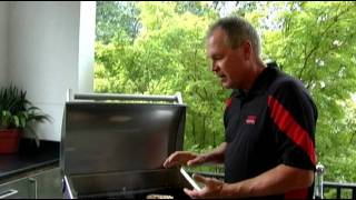 Bob Nurmikko and max Fulda demonstrate cooking on a TEC Infra Red Grill.