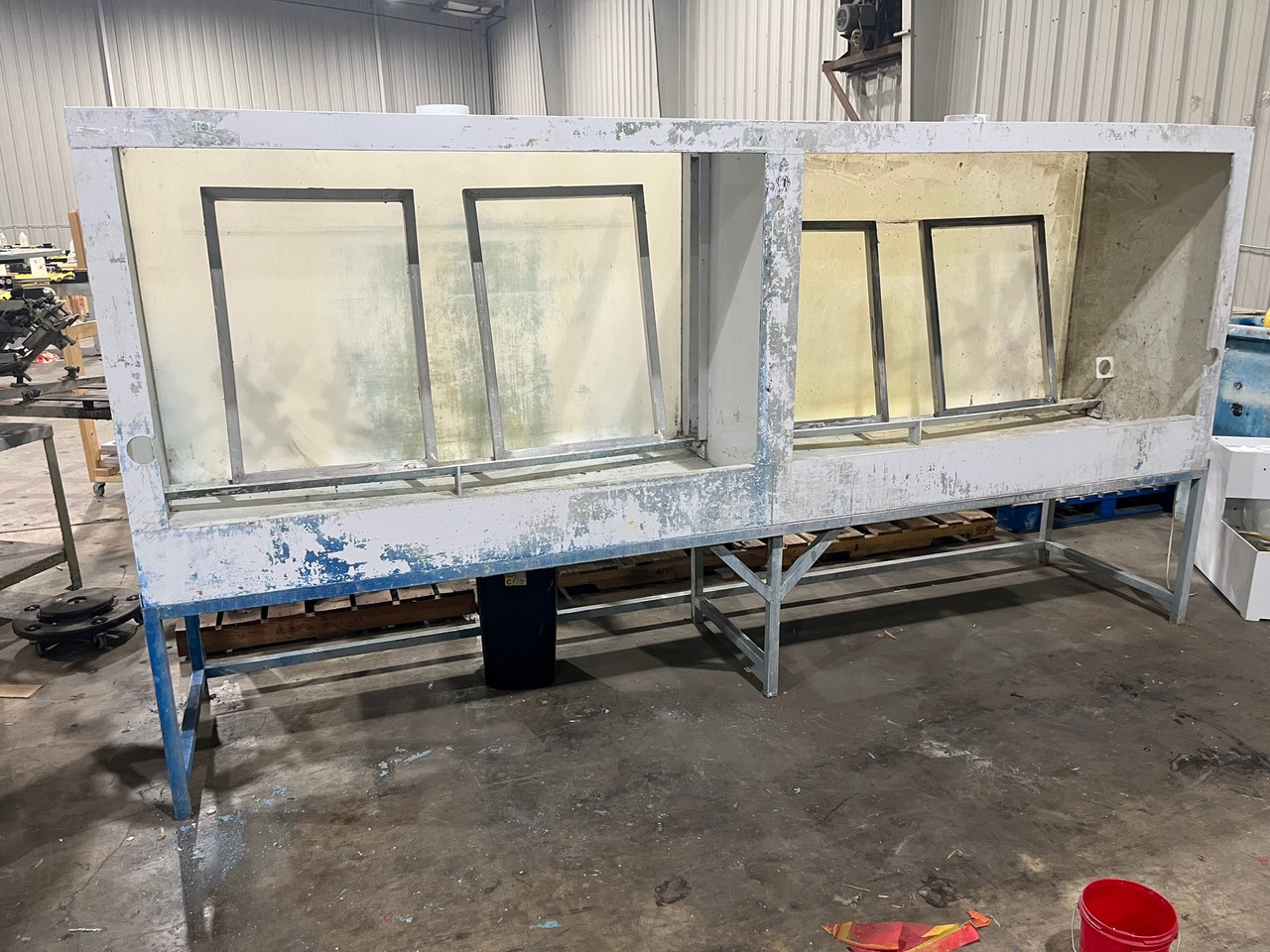 Used Double Washout Booth