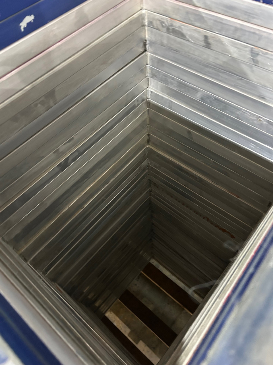 20 X 24 Used Aluminum Frames (Saati Hitex Mesh)