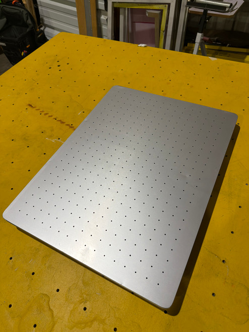 M&R Style Vacuum Pallet