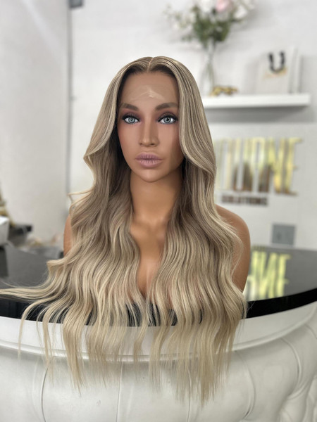 (Ready To Ship) Anna – Creamy Ash Blonde HD Lace Wig