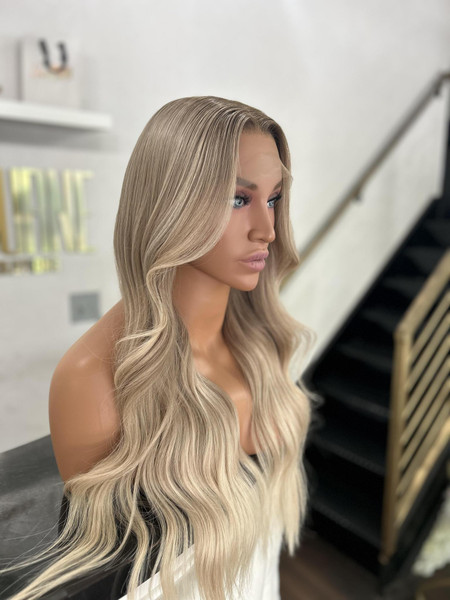(Ready To Ship) Anna – Creamy Ash Blonde HD Lace Wig