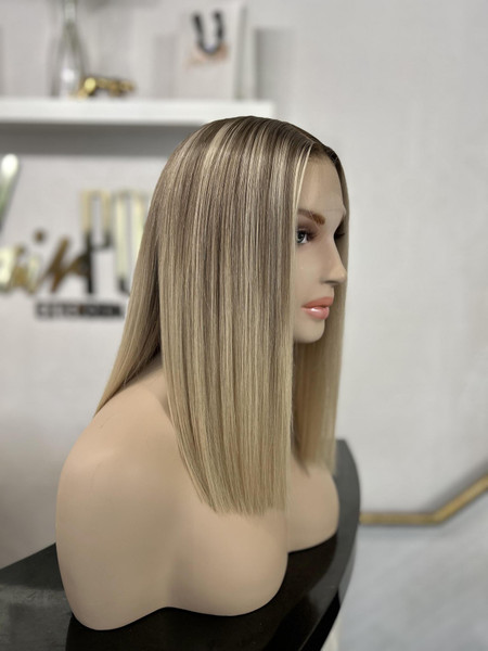 (Ready To Ship) Chloe – Champagane Blonde Long Bob Wig
