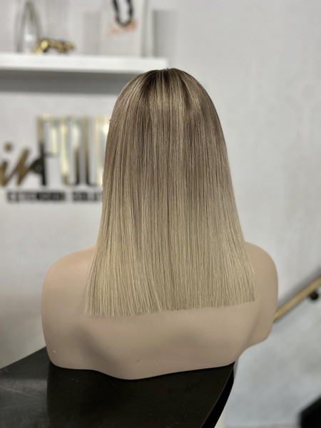 (Ready To Ship) Chloe – Champagane Blonde Long Bob Wig