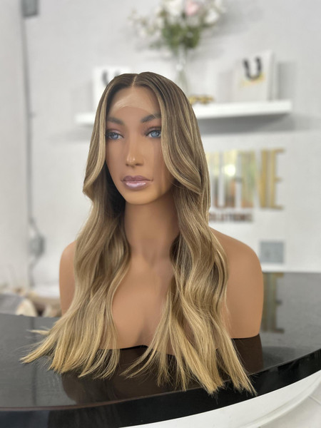 (Ready To Ship) Claire – Honey Blonde Balayage HD Lace Wig