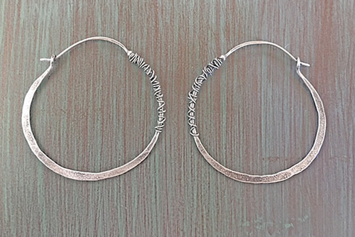 Lunar Hoop