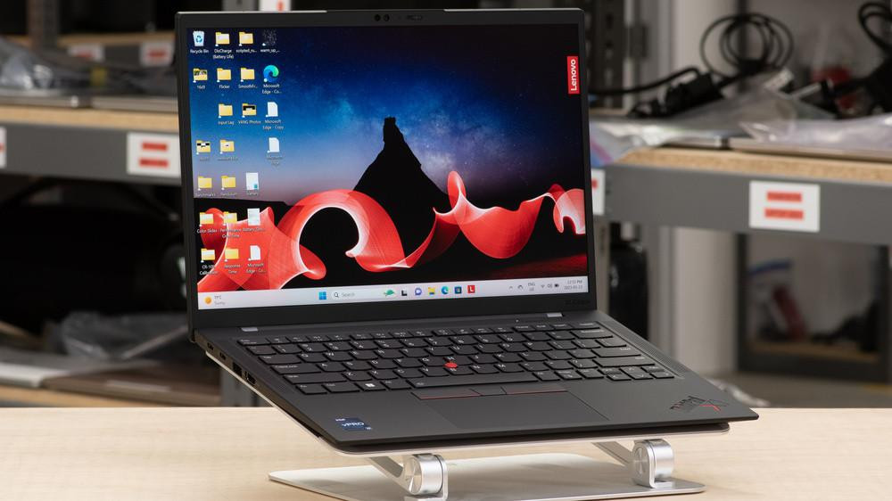 Lenovo ThinkPad X1 Carbon Core i7 13th Gen CPU 32GB 14