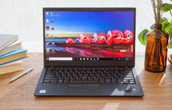 Refurbished Lenovo ThinkPad X1 Carbon Gen 9 i7-1185G7 14 Laptop with 16GB RAM