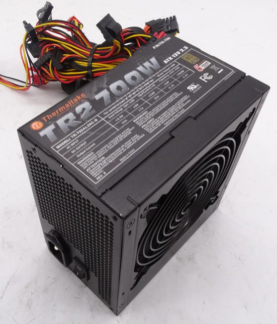 TR-700 Thermaltake TR2 TR2-700AL2NC-A ATX Power Supply