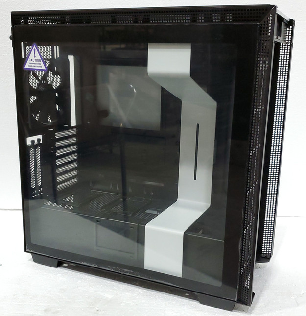 NZXT H710 ATX Mid-Tower Computer Case White -Used- CA-H710B-W1