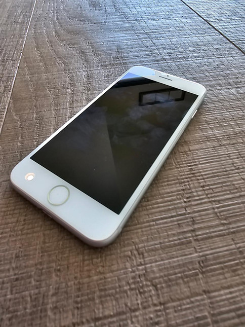 Apple iPhone 8 64GB Unlocked, White - Bad Home Button