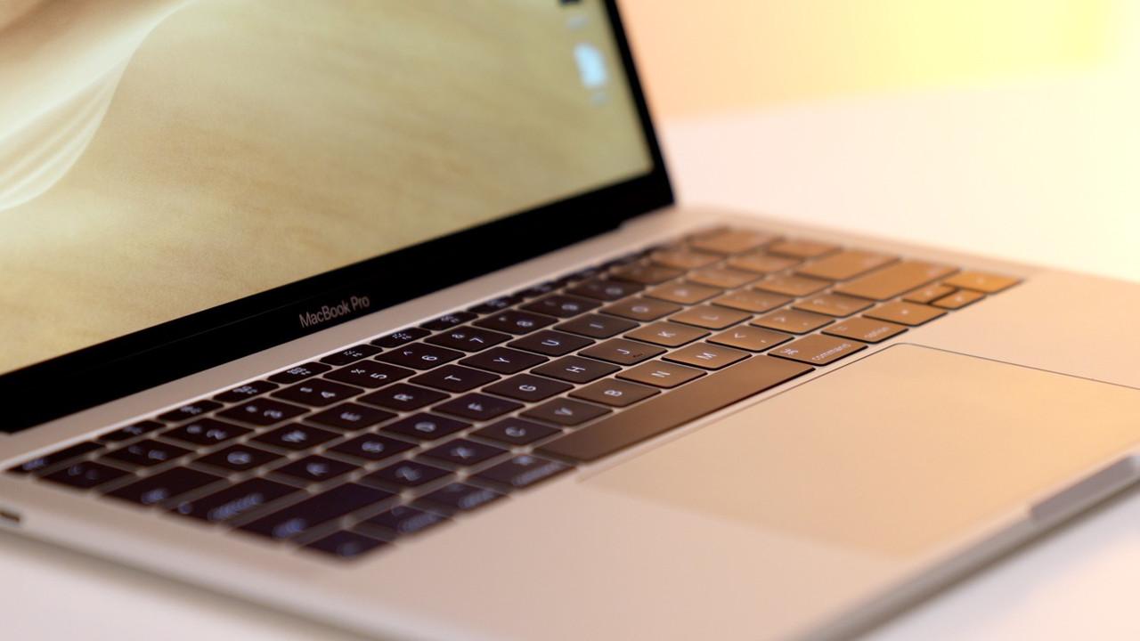 Apple MacBook Pro 13'' 2017 Intel Core i5 | Silver, 256GB SSD