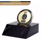  Medallion Stand In Gift Box