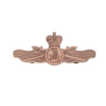  Engineering Officer Brass Badge Large Order the Engineering Officer Brass Badge today from the military specialists. Available in a large size, this badge is perfectly sized and features two butterfly clutch pins to make it ready for wear