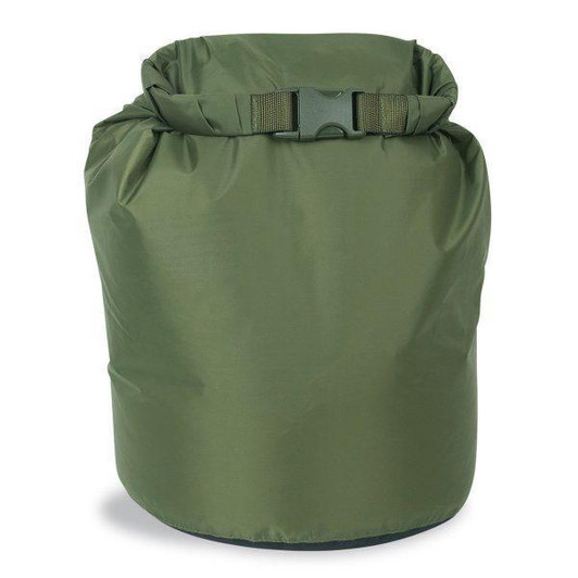 Tasmanian Tiger 18 Litre Waterproof Bag M Cub "Waterproof, air-permeable T-Vent 3L base for compression Waterproof roll-up closure Dimensions: 22cm (diameter) x 40cm (height_ Weight: 70g Capacity: 18 Litre"
