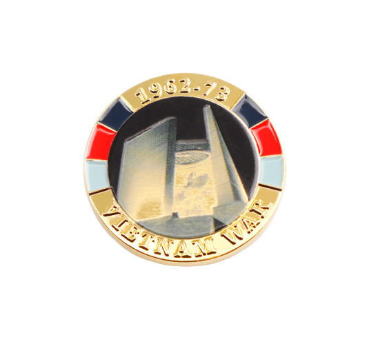 Vietnam War Memorial MagnaBadge™