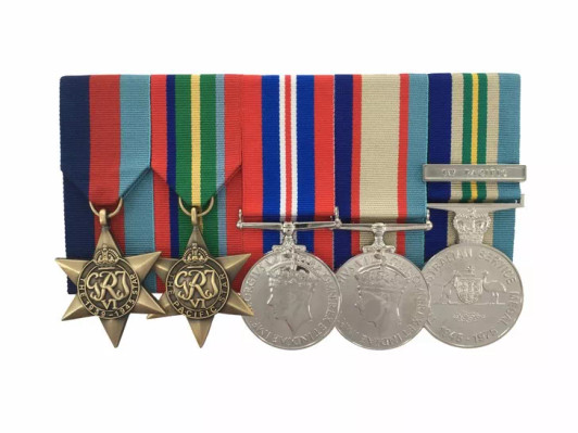 WW2 Pacific 4 + ASM45 75 Replica Set