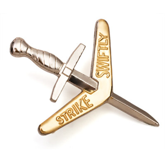 1 CDO REGT Hat Badge This sensational badge is the perfect hat badge for wear or for your collection. Featuring the 1st Commando Regiment badge in gold and silver, this hat badge is designed to fit perfectly on standard u