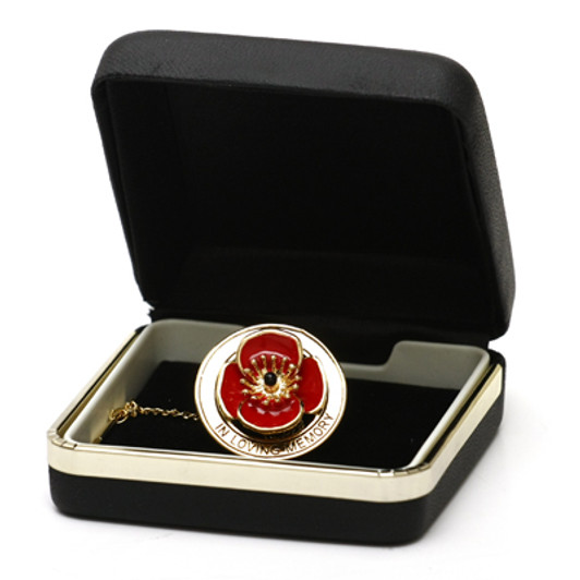 In Loving Memory Poppy Badge In Box The beautiful In Loving Memory Poppy Badge In Box from the military specialists. Stylish and poignant this is a badge that clearly reminds all who see it to remember and reflect on the sacrifice of th