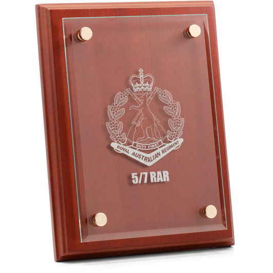 5/7 RAR Delta Floating Glass Award