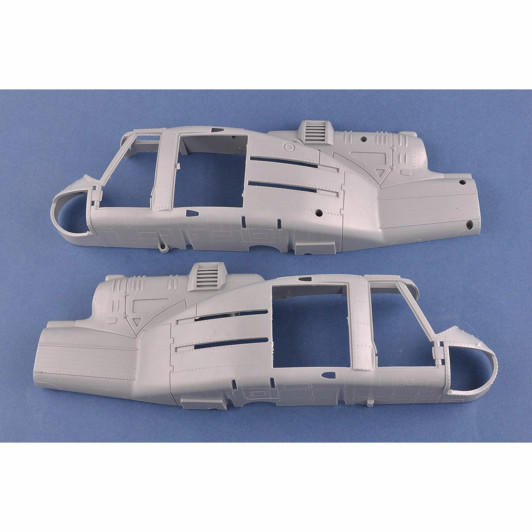 HobbyBoss 1/18 UH-1 Huey B/C Plastic Model Kit - Aus Decals