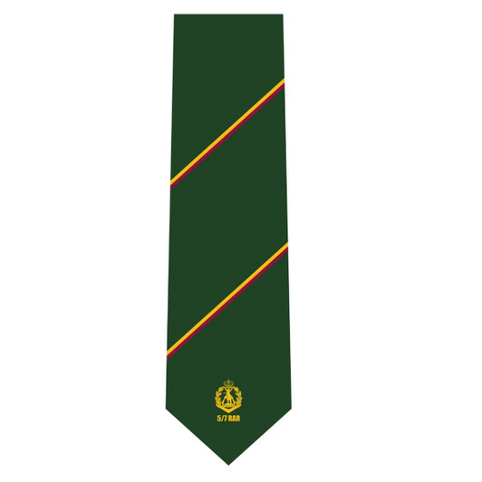 5/7 RAR Tie 5/7  Battalion Royal Australian Regiment (5/7 RAR) Tie. This quality jacquard woven tie is ideal for Anzac Day or reunions. A traditional club tie design featuring the RAR badge and '5/7 RAR' showcase