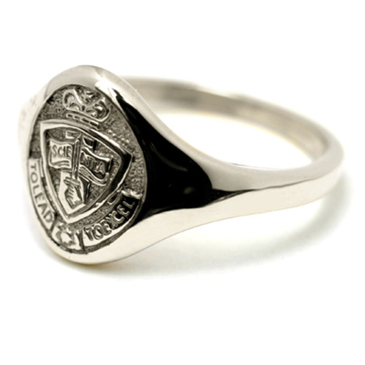 ADFA 18ct White Gold Ring C Stunning Australian Defence Force Academy (ADFA) Solid 18ct White Gold Ring order today from the military specialists. Our quality rings are custom-made to order - please choose carefully as changes t