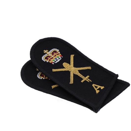 Aviation Technical Aircraft Chief Petty Officer Badge Order the Quality Aviation Technical Aircraft Chief Petty Badge now from the military specialists. Perfectly sized, this badge has embroidered details ready for wear. Order now. Specifications: Materi