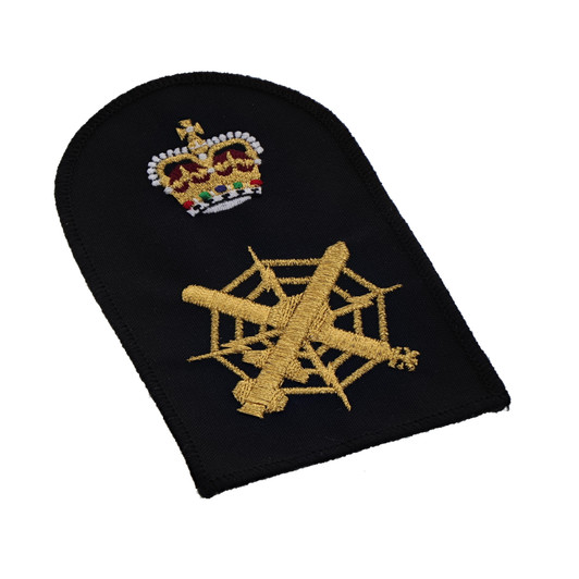Combat Systems Operator Petty Officer Badge Order the Quality Combat Systems Operator Petty Officer Badge now from the military specialists. Perfectly sized, this badge has embroidered details ready for wear. Order now. Specifications: Material