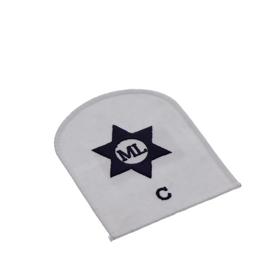 Chef Badge White Order the Quality Chef Badge in White now from the military specialists. Perfectly sized, this badge has embroidered details for wear. Order now. Specifications: Material: Embroidered details Colour: Chef Badge White Order the Quality Chef Badge in White now from the military specialists. Perfectly sized, this badge has embroidered details for wear. Order now. Specifications: Material: Embroidered details Colour: