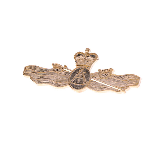 Maritime Geospatial Officer Gold Badge Large Order the Maritime Geospatial Officer Gold Badge today from the military specialists. Available in a large size, this badge is perfectly sized and features two butterfly clutch pins to make it ready f