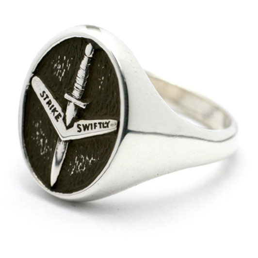 1 CDO REGT Sterling Silver Ring Stunning 1st Commando Regiment (1 CDO REGT) Solid Sterling Silver Ring order today from the military specialists. Our quality rings are custom-made to order - please choose carefully as changes to or