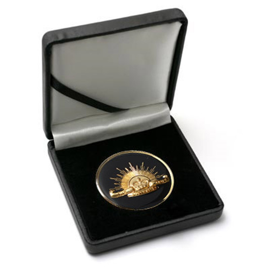 Army Medallion In Case Superb Army 48mm medallion presented in a leather look gift box. Order now, the block is presented in a form cut gift box making it perfect for awards, presentations or that special gift. Specificatio