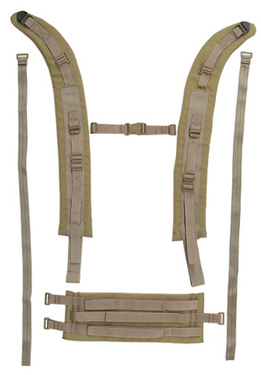 Large Field Pack Straps - Multicam A Designed to retrofit your issued pack. These straps are designed to allow you to carry weight in comfort. The straps are generously padded and lined with airmesh, helping to reduce the build-up of swe