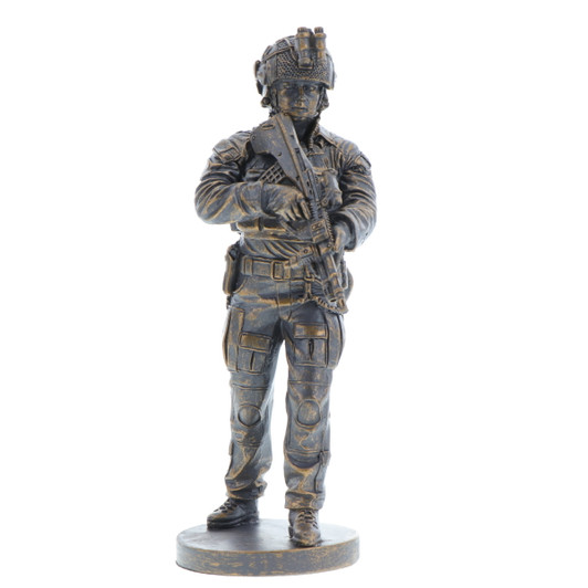 Modern Digger Miniature Figurine The modern Australian soldier is at the cutting-edge of military technology - equipped to engage the enemy by night or day, whatever the terrain or conditions. His EF 88 assault rifle is an Enhanced v