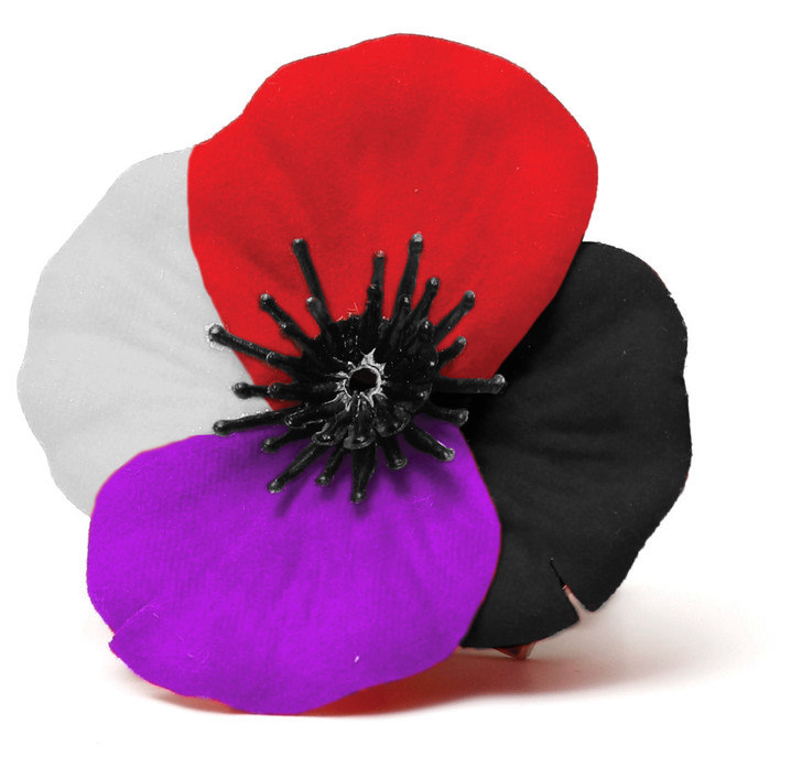 Serving Together Material Poppy Badge We serve together. Honour the wide range of people, communities, and companions who come together to serve Australia. This four-colour material poppy badge helps commemorate and honour the service of