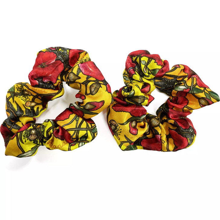 Poppy Mpressions Brothers In Arms Hair Scrunchie Add colour to your look with these beautiful hair scrunchies.  Featuring the vibrant Poppy artwork by Australian artist Adriana Seserko, this soft and stretchy hair scrunchie is a beautiful addition t