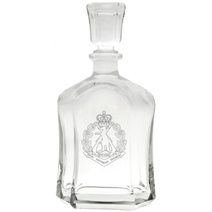 RAR Italian Glass Decanter RAR Italian Glass Decanter Royal Australian Regiment (RAR) crest etched on a stylish 750ml decanter from Military Shop. Order online now. This high quality Italian glass decanter will look perfect in you cabinet or on your bar.