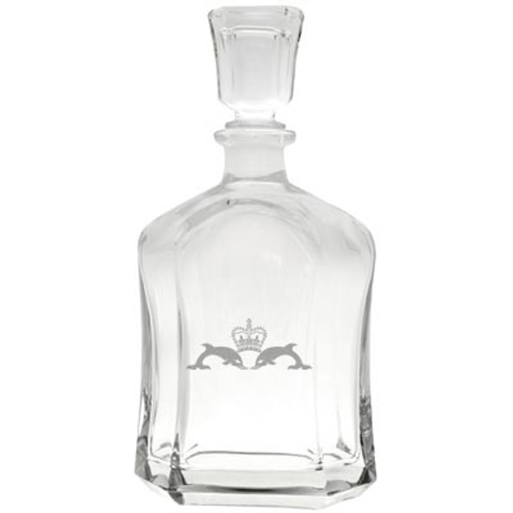 Submariners Italian Glass Decanter Submariners Italian Glass Decanter Submariners crest etched on a stylish 750ml decanter from Military Shop. Order online now. This high quality Italian glass decanter will look perfect in you cabinet or on your bar.