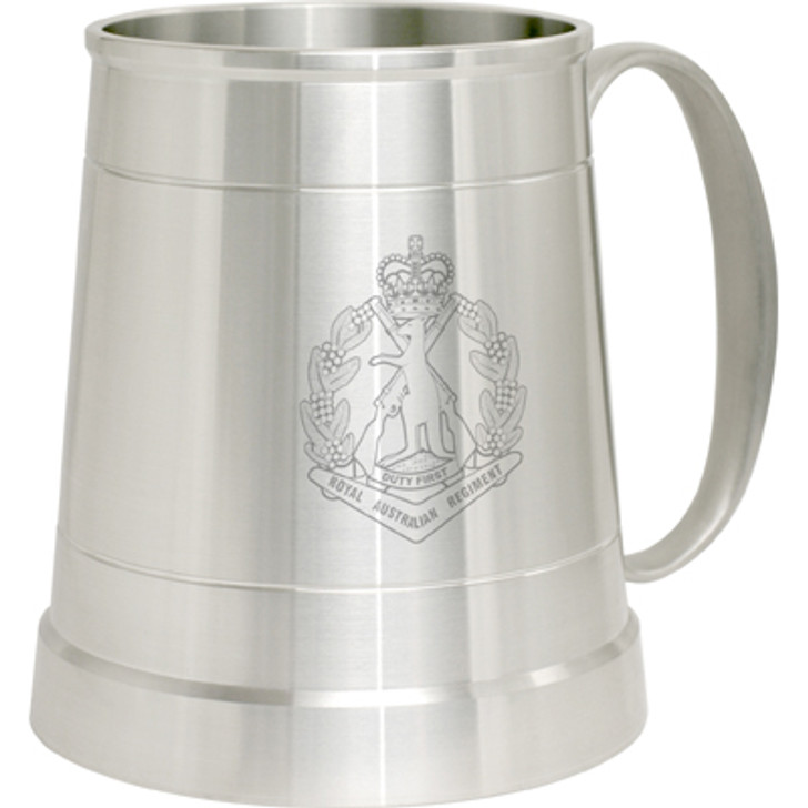 RAR Pewter Tankard Royal Australian Regiment (RAR) crest Engraved on a traditional pewter tankard from Military Shop. Order online now. This stylish tankard is a brilliant addition to your trophy shelf or pool room.